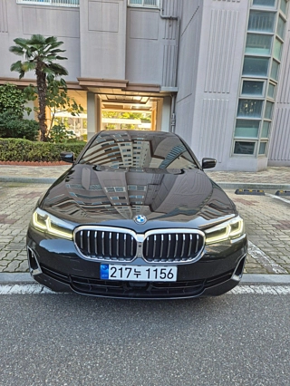 BMW 5-SERIES G30 2023