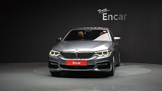 BMW 5-SERIES G30 2017