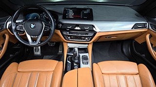 BMW 5-SERIES G30 2017