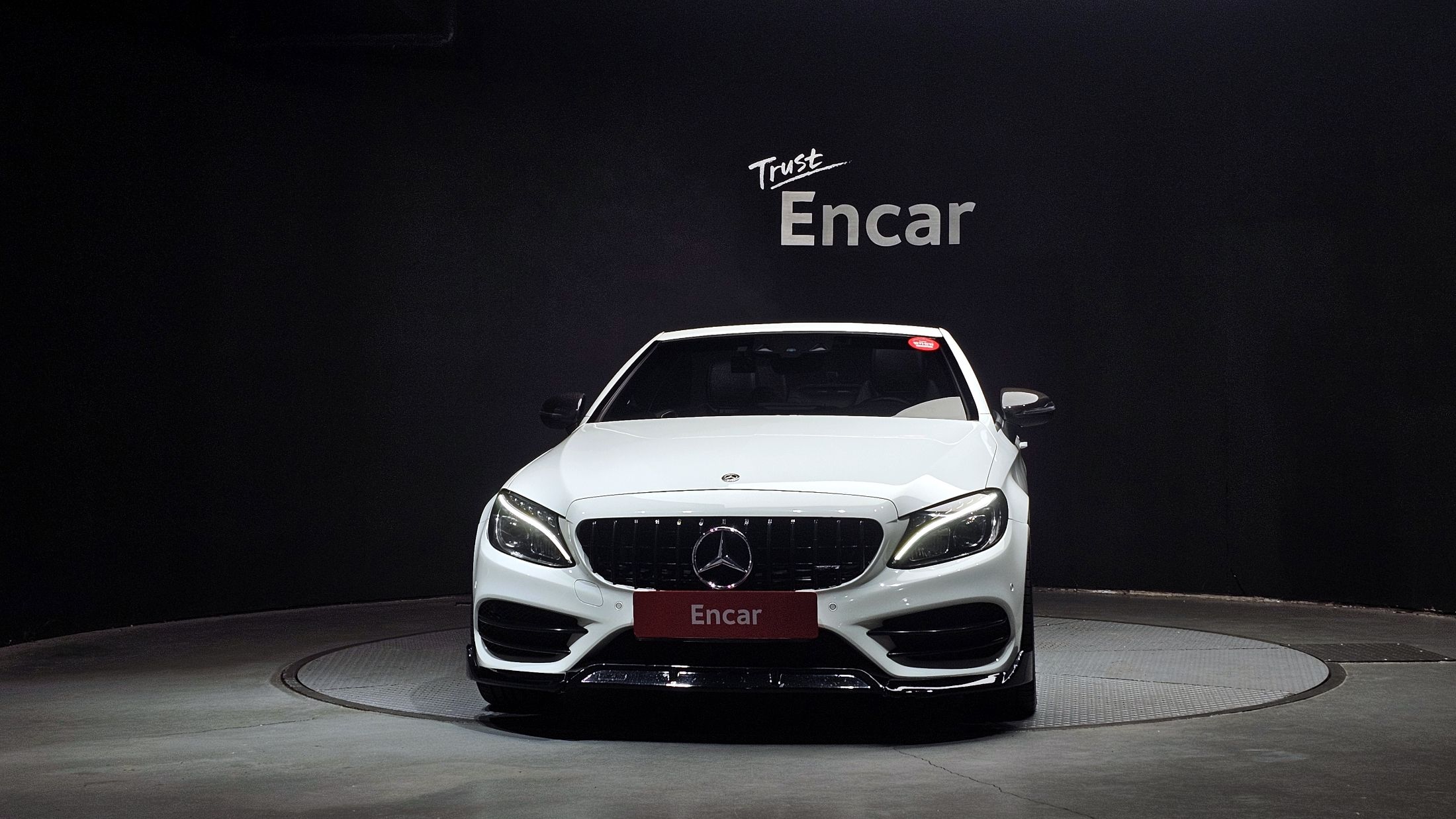 MERCEDES BENZ C-CLASS W205 2017