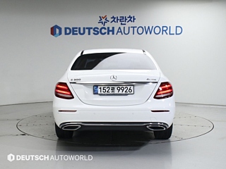 MERCEDES BENZ E-CLASS W213 2020