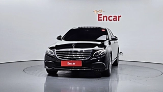 MERCEDES BENZ E-CLASS W213 2019