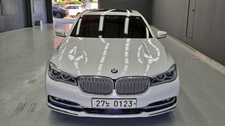BMW 7-SERIES G11 2016