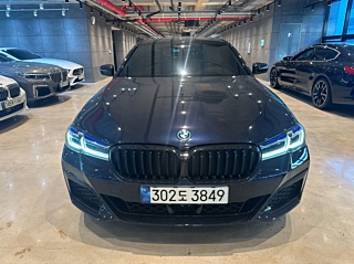 BMW 5-SERIES G30 2021