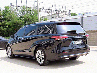 TOYOTA SIENNA 2021