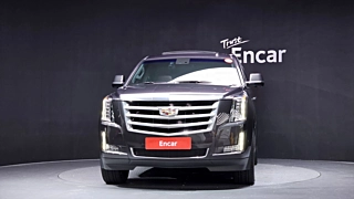 CADILLAC ESCALADE 2018