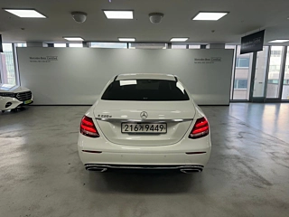 MERCEDES BENZ E-CLASS W213 2020