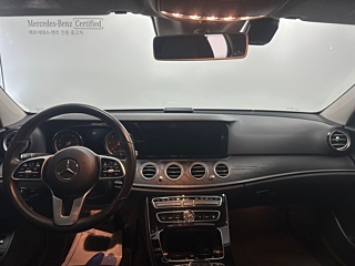 MERCEDES BENZ E-CLASS W213 2020