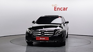 MERCEDES BENZ E-CLASS W213 2020