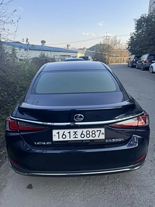LEXUS ES300H 2020