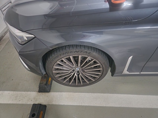 BMW 7-SERIES G11 2019