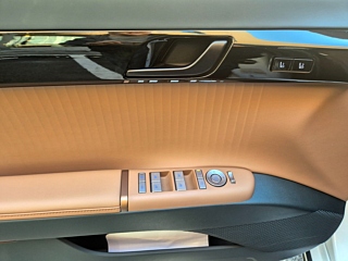 HYUNDAI GRANDEUR HYBRID GN7 2023