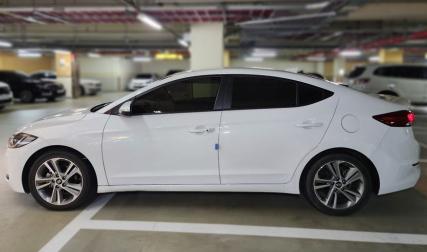 HYUNDAI AVANTE AD 2017