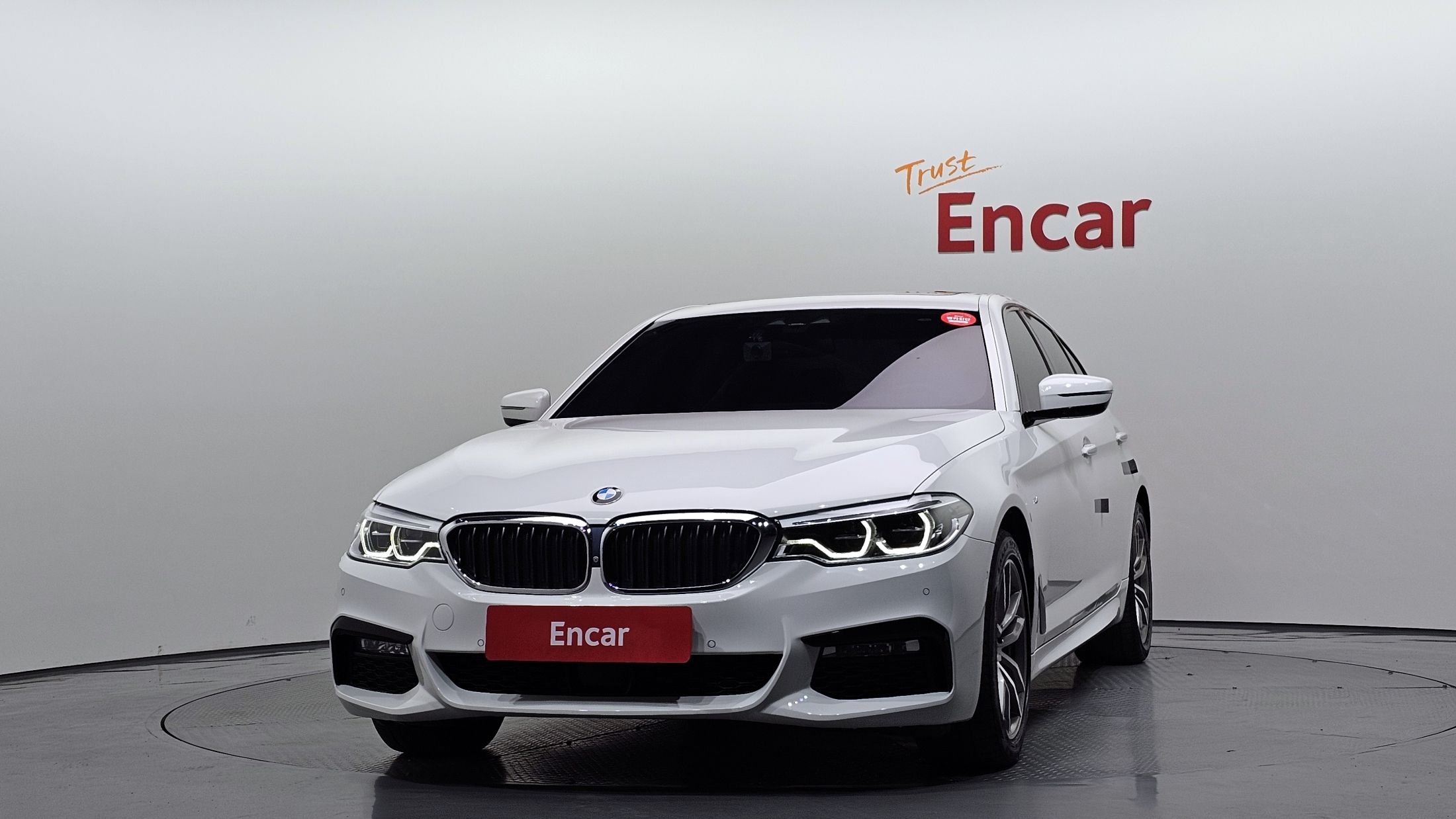 BMW 5-SERIES G30 2017