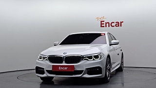 BMW 5-SERIES G30 2017