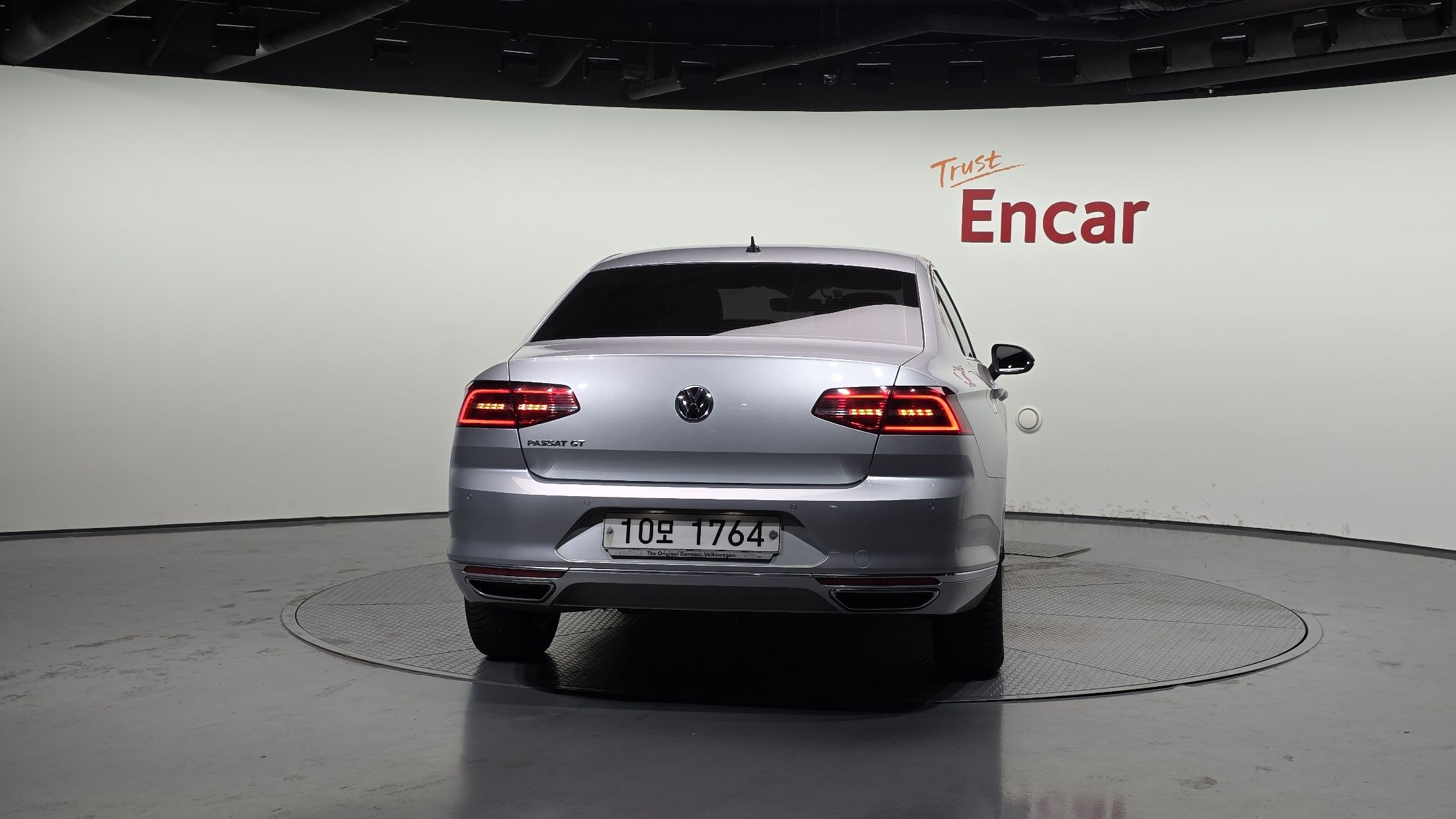 VOLKSWAGEN PASSAT GT B8 2018