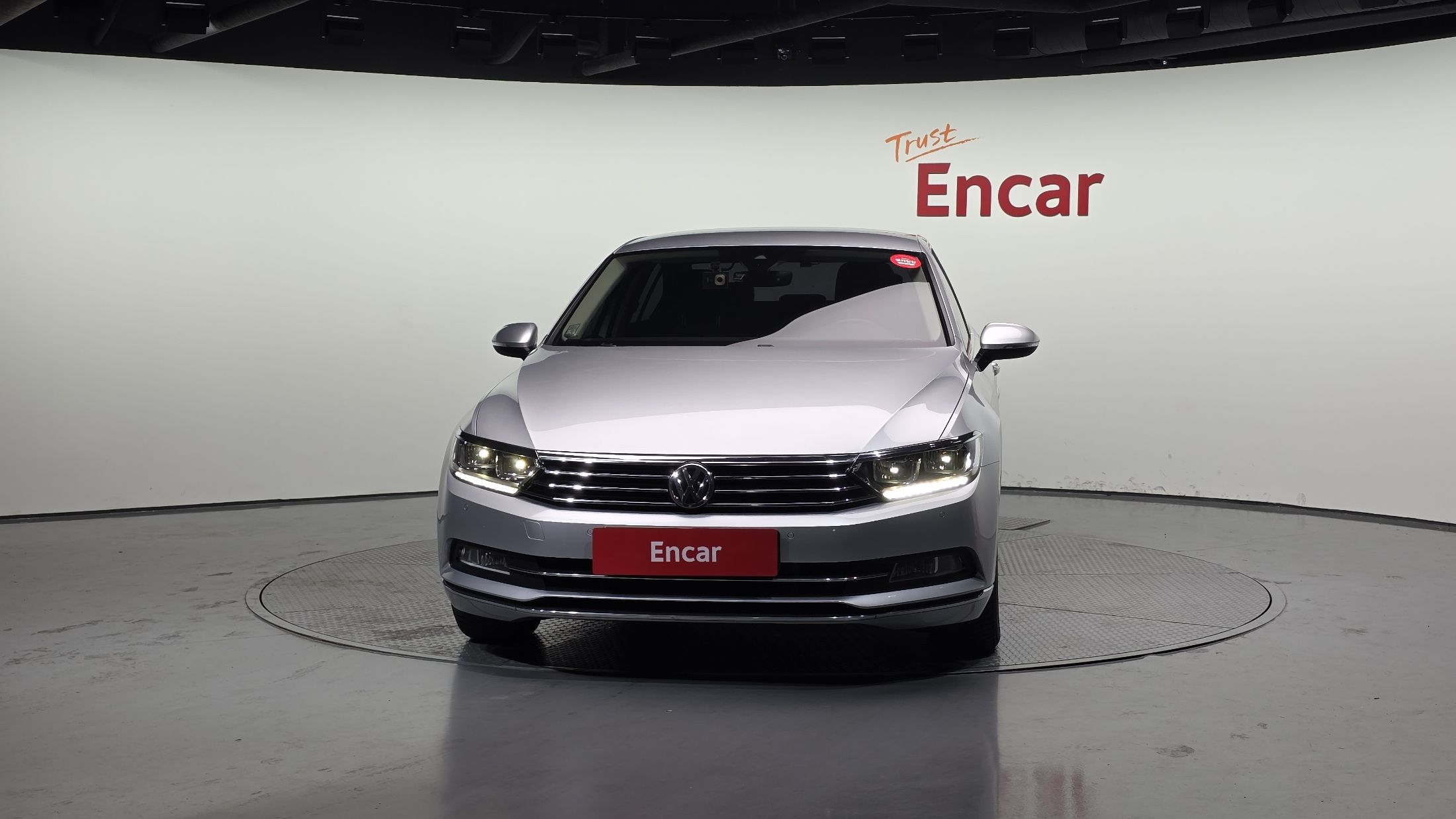 VOLKSWAGEN PASSAT GT B8 2018