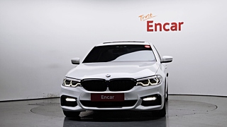 BMW 5-SERIES G30 2017