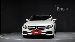 MERCEDES BENZ E-CLASS W213 2017
