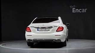MERCEDES BENZ E-CLASS W213 2017