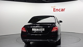 MERCEDES BENZ E-CLASS W213 2017