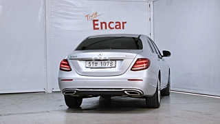 MERCEDES BENZ E-CLASS W213 2018