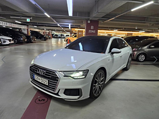 AUDI A6 C8 2023