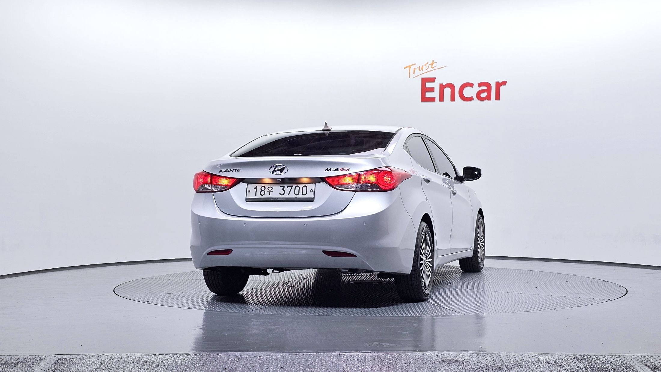 HYUNDAI AVANTE MD 2010