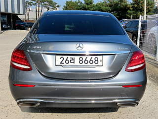 MERCEDES BENZ E-CLASS W213 2019