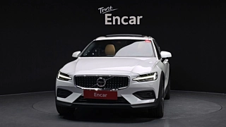 VOLVO V60 CROSS COUNTRY 2020