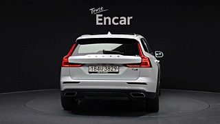 VOLVO V60 CROSS COUNTRY 2020