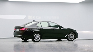 BMW 5-SERIES G30 2020