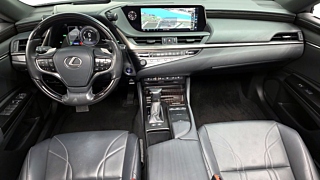 LEXUS ES300H 2019