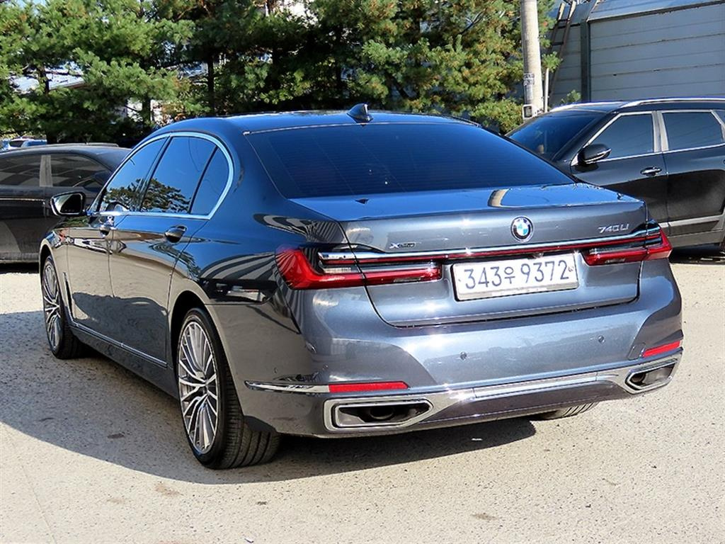 BMW 7-SERIES G11 2019