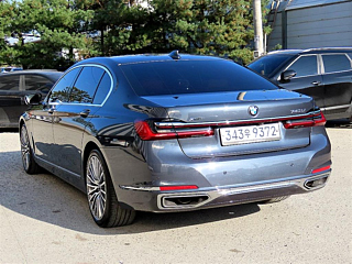 BMW 7-SERIES G11 2019