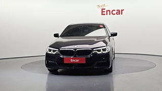 BMW 5-SERIES G30 2019