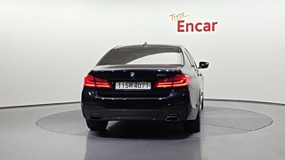BMW 5-SERIES G30 2019