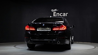 BMW 5-SERIES G30 2019