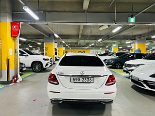 MERCEDES BENZ E-CLASS W213 2019