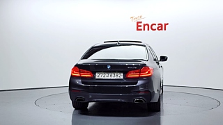 BMW 5-SERIES G30 2020