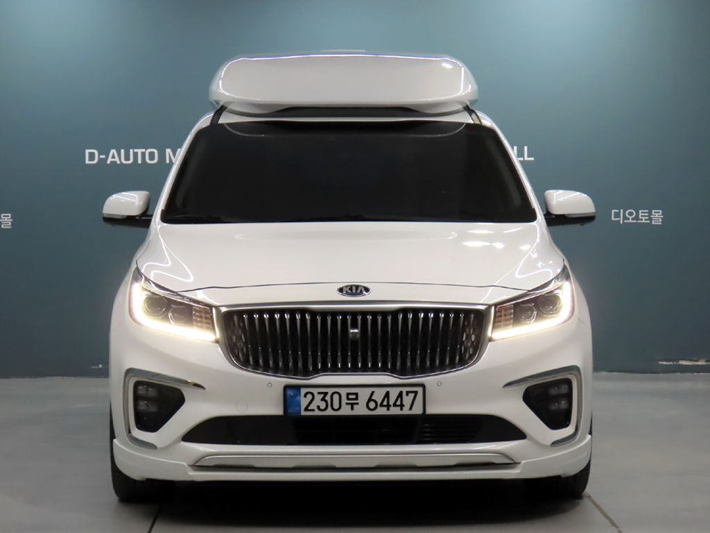 KIA CARNIVAL 2019