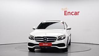 MERCEDES BENZ E-CLASS W213 2019