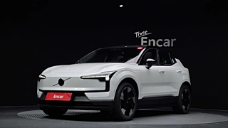 Заказать VOLVO EX30