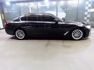 BMW 5-SERIES G30 2020