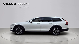 VOLVO V90 CROSS COUNTRY 2024