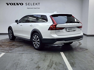 VOLVO V90 CROSS COUNTRY 2024