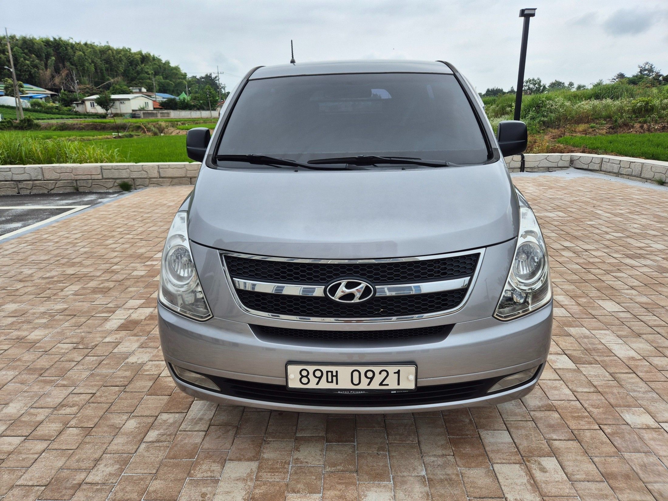 HYUNDAI STAREX GRAND 2012