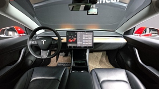 TESLA MODEL 3 2020