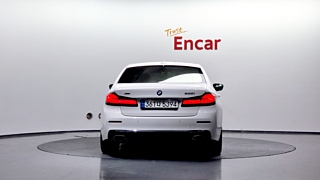 BMW 5-SERIES G30 2020