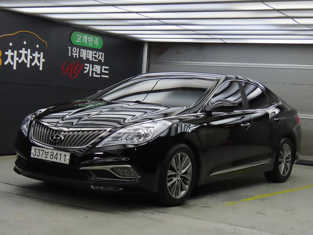 HYUNDAI GRANDEUR HG 2014